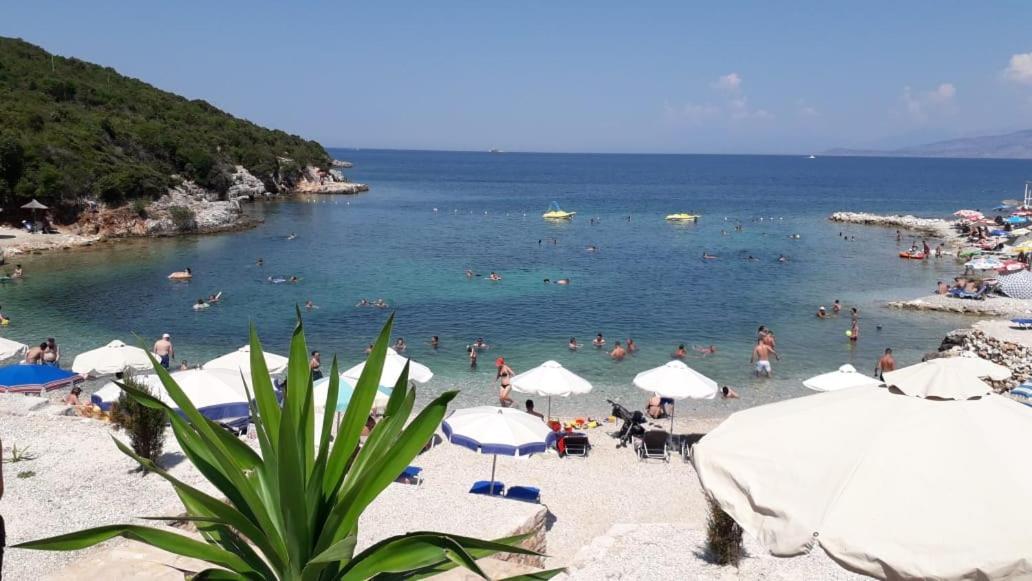 Garden Vila Ermali Ksamil Exteriör bild