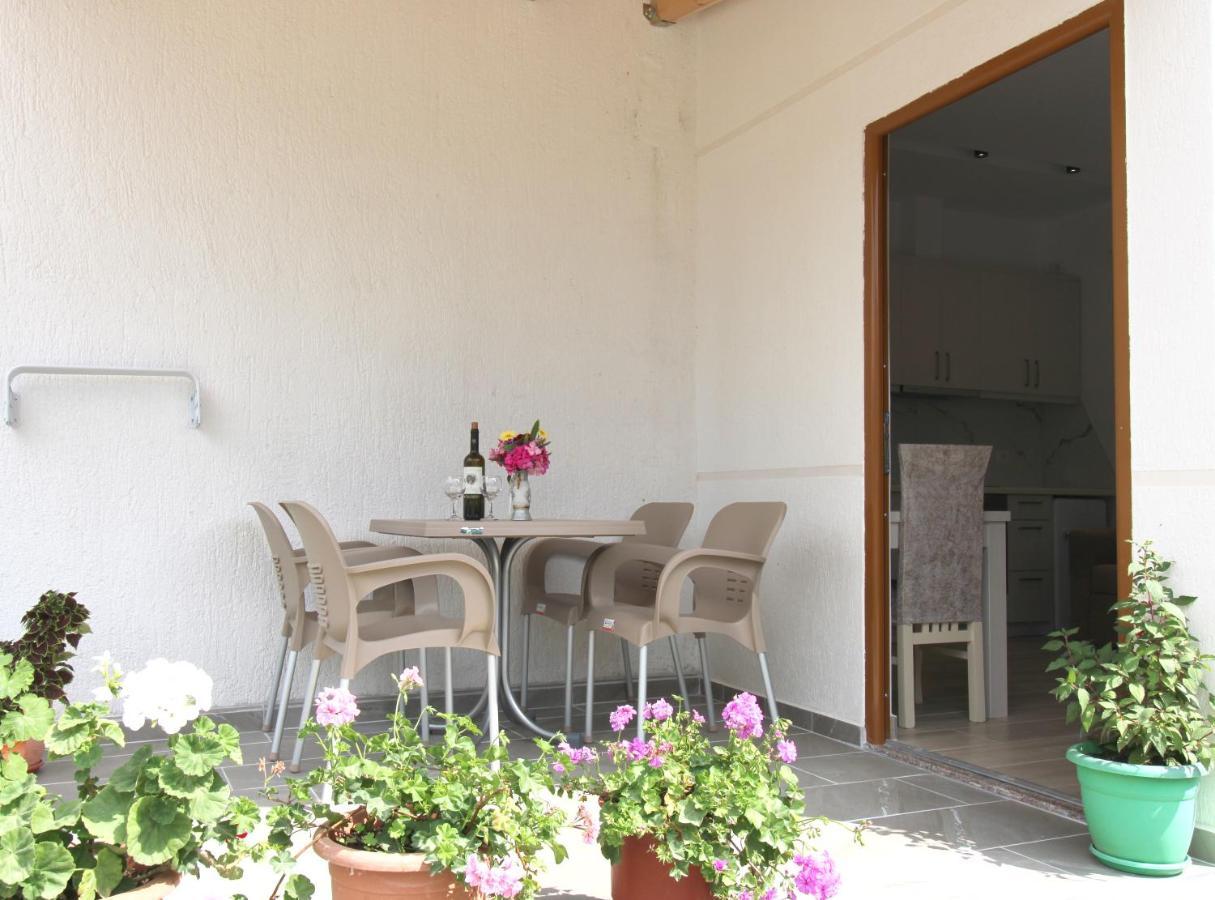 Garden Vila Ermali Ksamil Exteriör bild