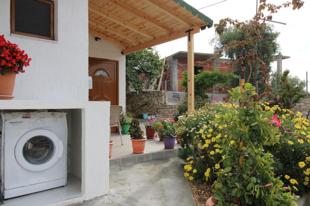 Garden Vila Ermali Ksamil Exteriör bild